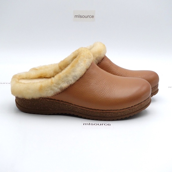 NEW Women's Dansko Magda Waxy Milled Shearling Lined Clogs Tan - Picture 3 of 7